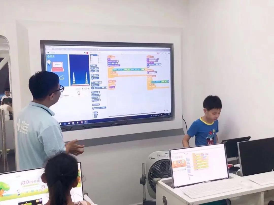 孩子学编程有哪些好处?对孩子学习成绩能够提升吗?(图2) 孩子学编程有哪些好处?对孩子学习成绩能够提升吗?(图2)