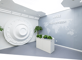 ce4a406d059f52a4437a1f23bba84272_lobby-pic01.png