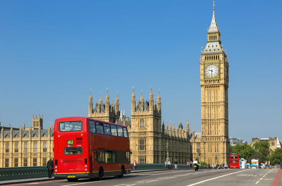 【小码王研学】2025年暑假英国百年私校微留学独立营(图41) 【小码王研学】2025年暑假英国百年私校微留学独立营(图41)