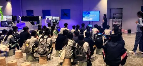 【Q&A五一营飞行日记】体验真机飞行、揭秘飞机总装厂、亲登飞行观礼台、全国首个超大太空展览馆(图3) image.png