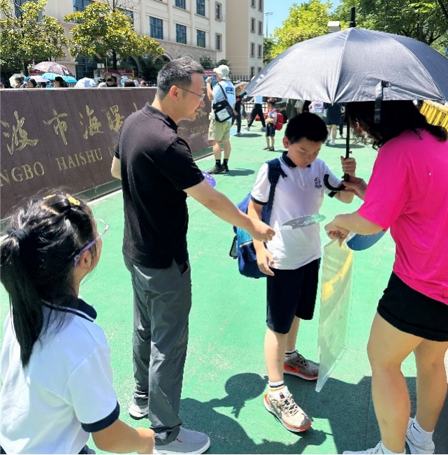宁波小码王第四家校区青林湾校区盛大开业,以创业者精神深耕教育沃土(图4) 宁波小码王第四家校区青林湾校区盛大开业,以创业者精神深耕教育沃土(图4)
