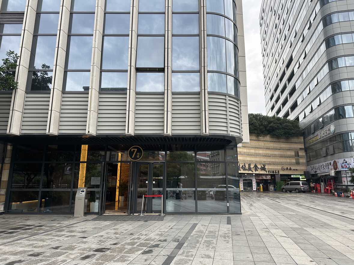 小码王少儿AI编程(杭州中大银泰校区)实拍图(图4) 4.jpg