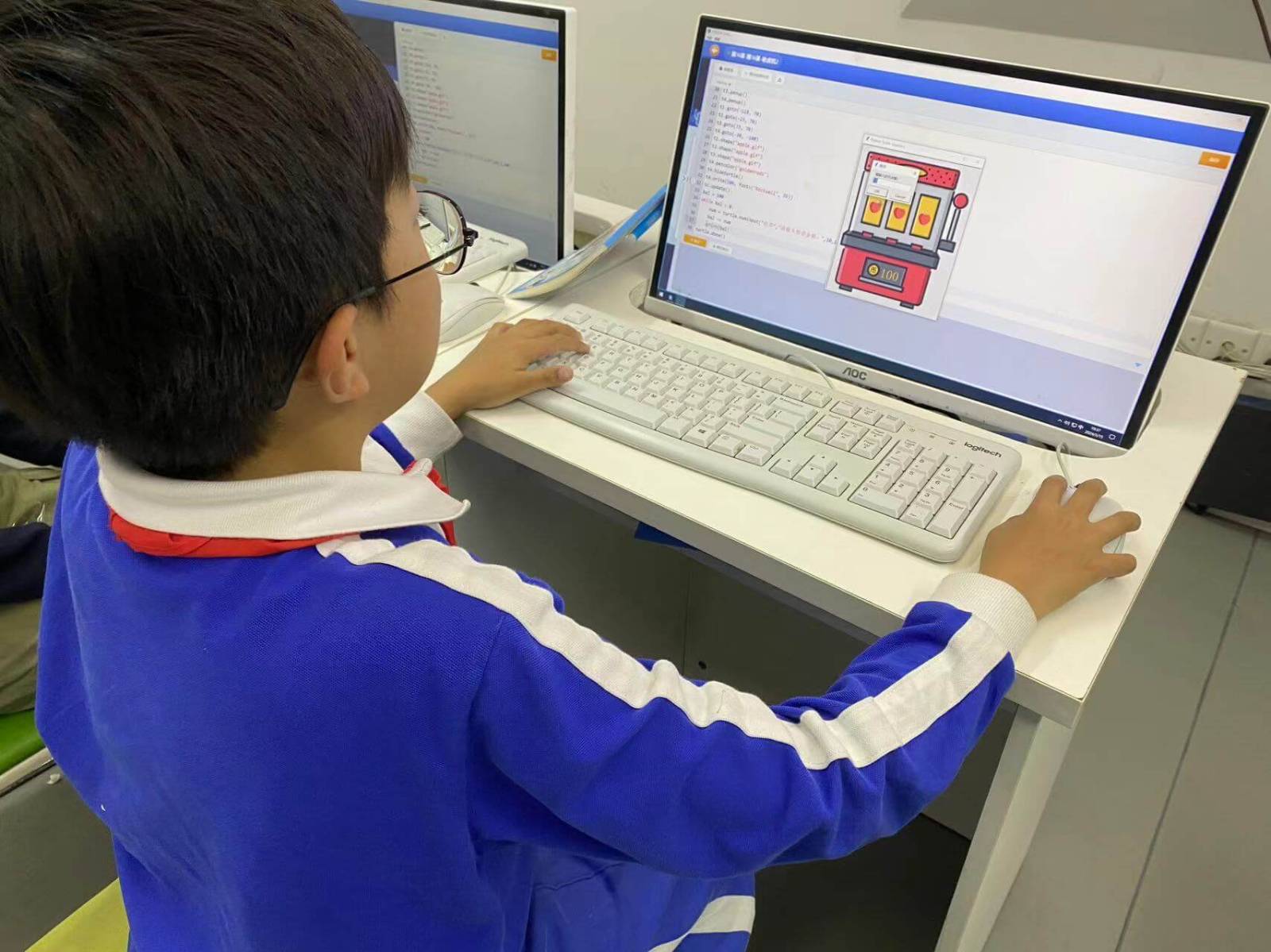 图形化Scratch少儿编程一般学费多少钱？(图2)