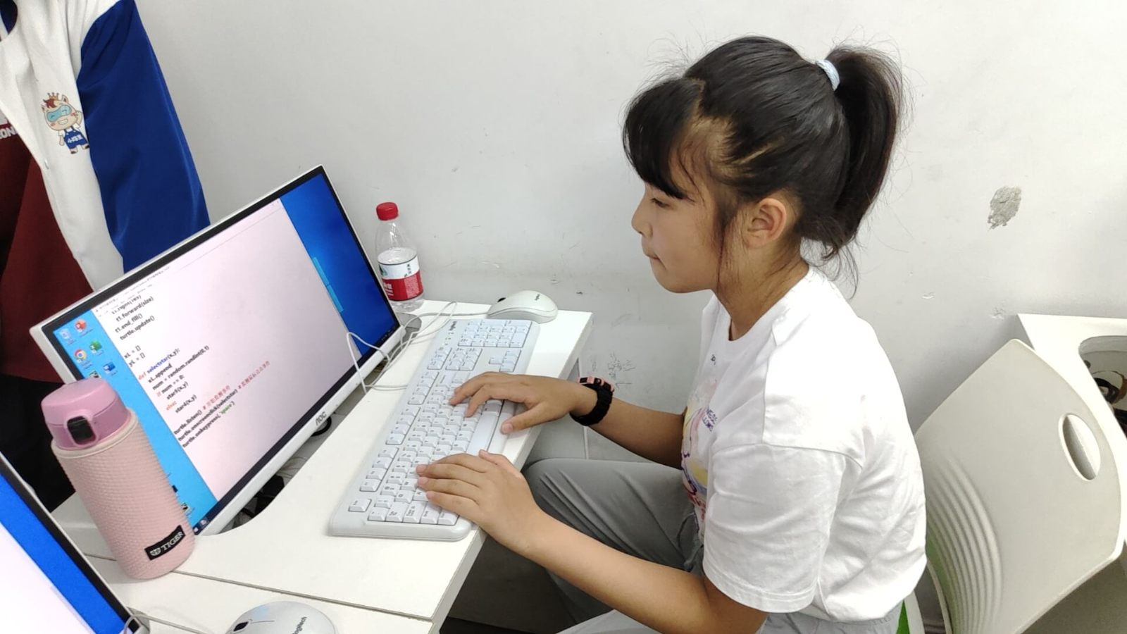 少儿编程主要是几岁孩子学的？(图3)