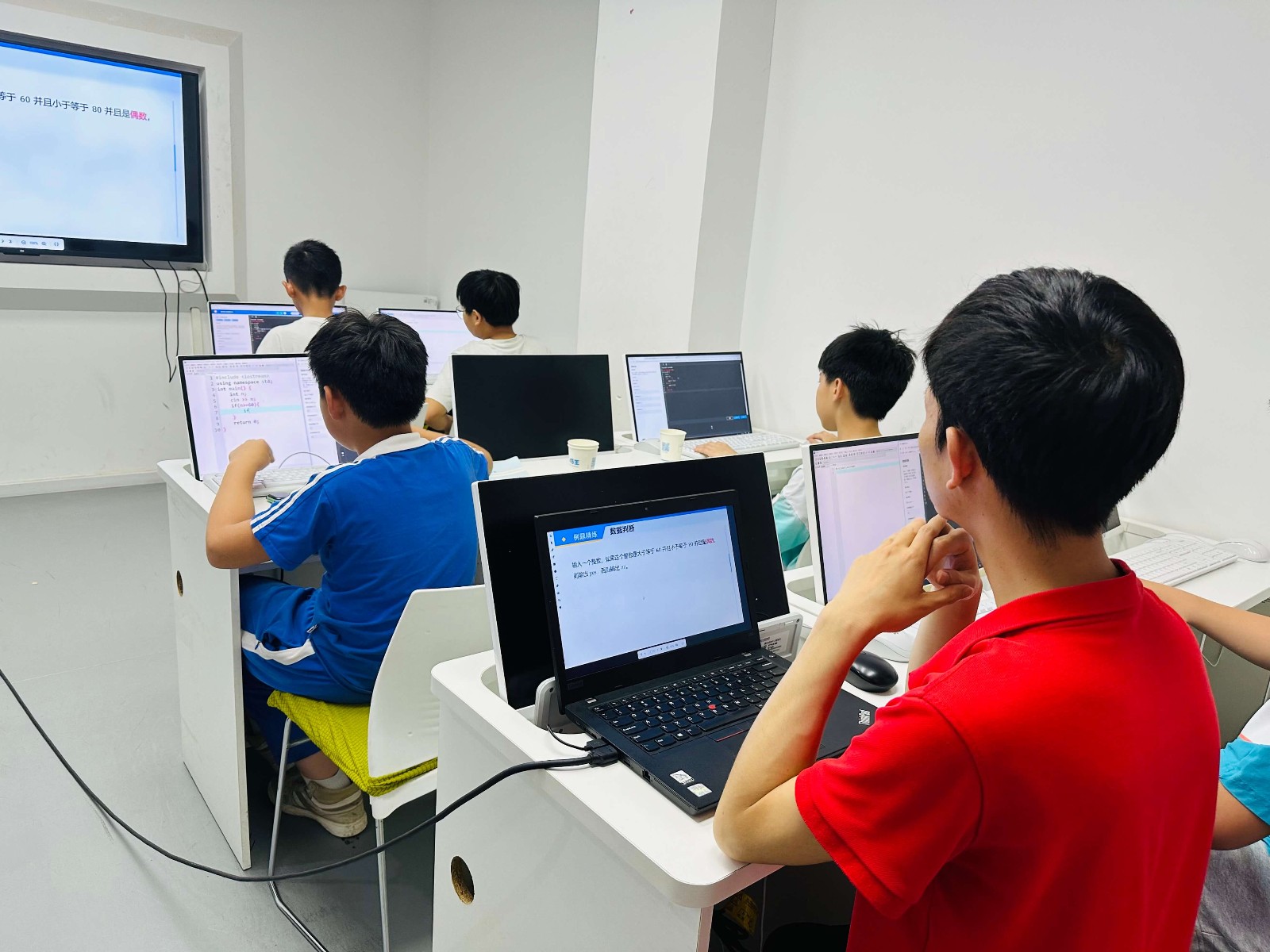 中国少儿编程培训机构十强发布|基于全年多平台数据深度解析(图2) 中国少儿编程培训机构十强发布|基于全年多平台数据深度解析(图2)