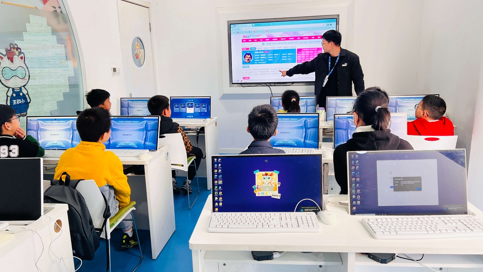 编程启蒙怎么选课程?2026幼儿段TOP5启蒙品牌+选课实战指南(图2) 编程启蒙怎么选课程?2026幼儿段TOP5启蒙品牌+选课实战指南(图2)