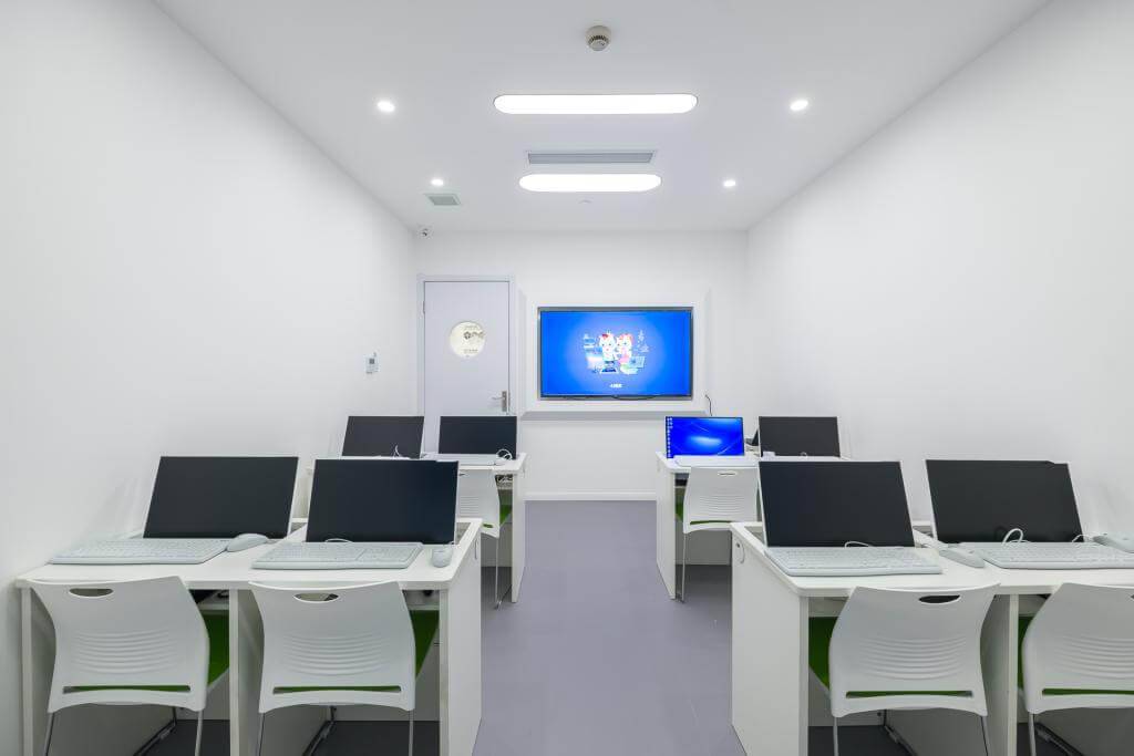 孩子几岁学编程合适?别信销售乱推荐:3-16岁分龄起点,一文说清楚(图3) 孩子几岁学编程合适?别信销售乱推荐:3-16岁分龄起点,一文说清楚(图3)