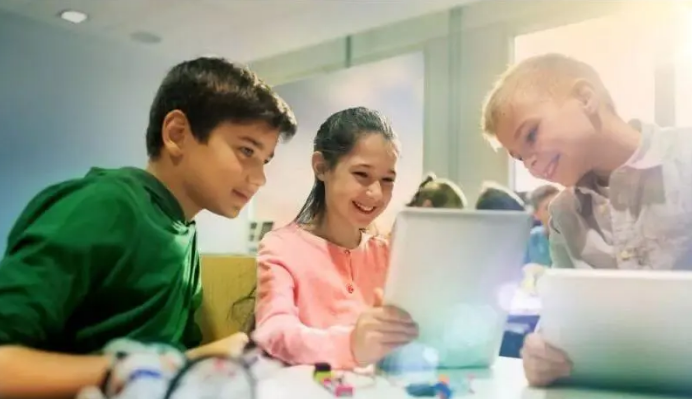 孩子有必要学scratch编程吗(图1) 孩子有必要学scratch编程吗(图1)