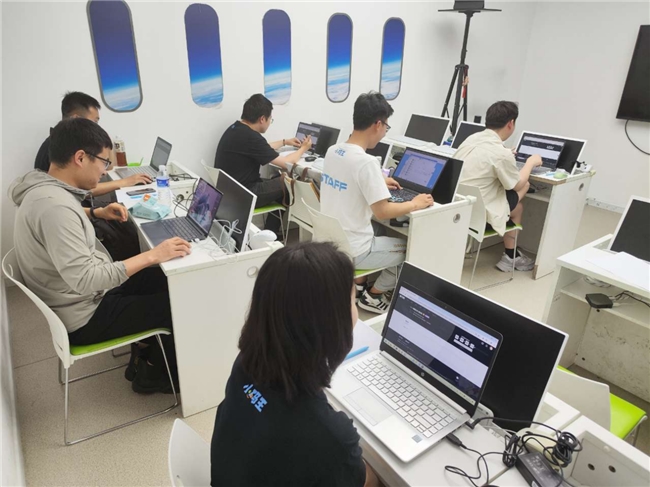 以严标准强实力坚守教育初心,小码王信奥第二届全国信奥师资认证圆满落幕(图4) 以严标准强实力坚守教育初心,小码王信奥第二届全国信奥师资认证圆满落幕(图4)